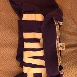 Victoria Secret Pink L grate condition